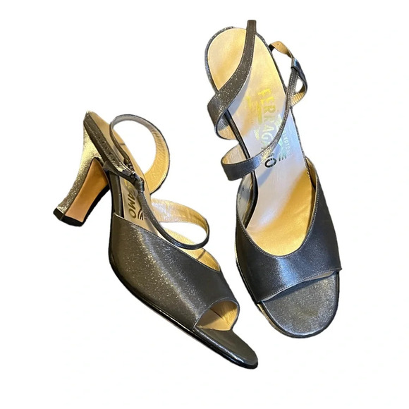 Ferragamo Silver Metallic Heels, size 8.5 - Picture 1 of 8